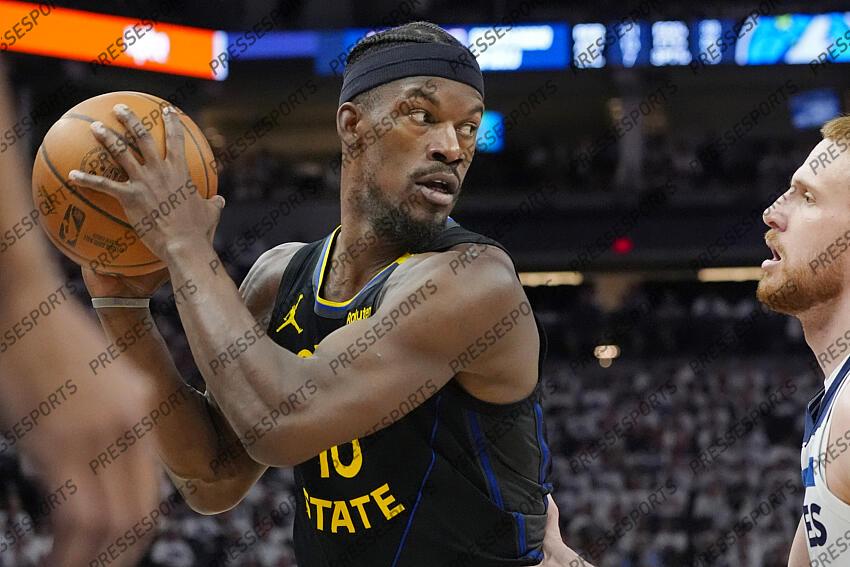 BASKET NBA 2025 NBA: Playoffs-Golden State Warriors at Minnesota Timberwolves