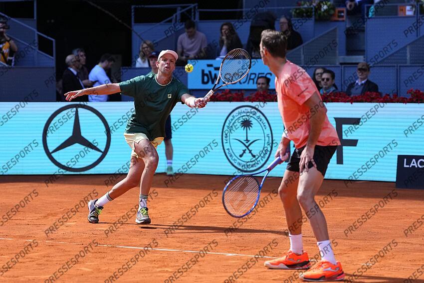 Horacio Zeballos of Argentina and Marcel Granollers of Spain play doubles against Marcelo Arevalo of El Salvador and Mate Pavic of Croatia during the Men Double’s Final of Mutua Madrid Open 2025 - ATP Masters 1000 celebrated at Caja Magica on May 03, 2025 in Madrid, Spain. FINALE MUTUA MADRID OPEN 
