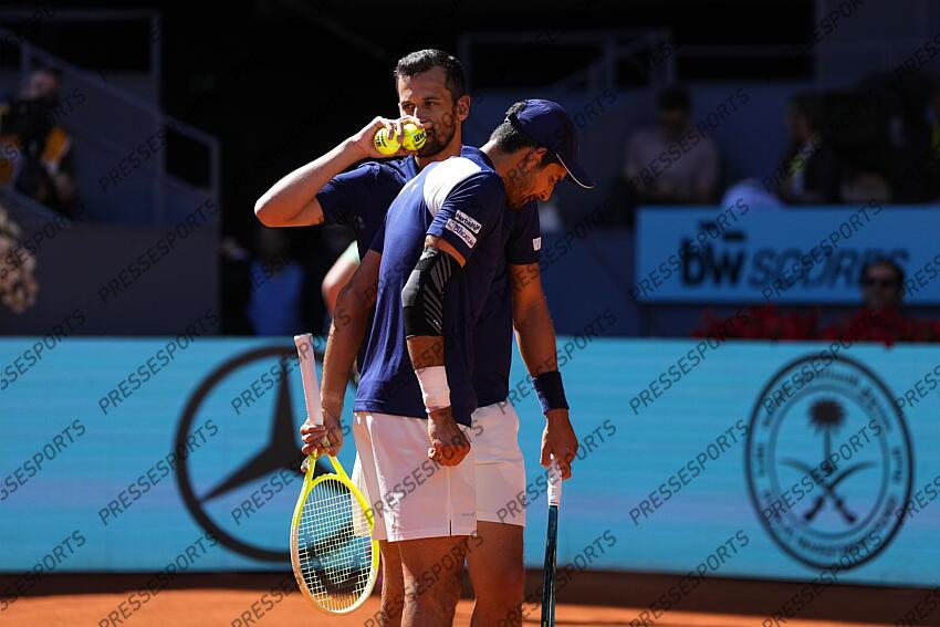 Marcelo Arevalo of El Salvador and Mate Pavic of Croatia play doubles against Horacio Zeballos of Argentina and Marcel Granollers of Spain during the Men Double’s Final of Mutua Madrid Open 2025 - ATP Masters 1000 celebrated at Caja Magica on May 03, 2025 in Madrid, Spain. FINALE MUTUA MADRID OPEN 