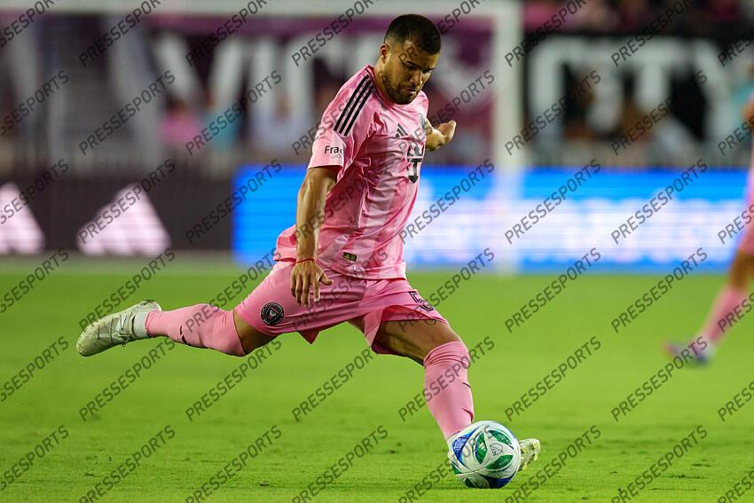 May 3, 2025; Fort Lauderdale, Florida, USA; Inter Miami CF defender Marcelo Weigandt (57) passes the ball against the New York Red Bulls in the first half at Chase Stadium. Mandatory Credit: Nathan Ray Seebeck-Imagn Images MLS: New York Red Bulls at Inter Miami CF 
