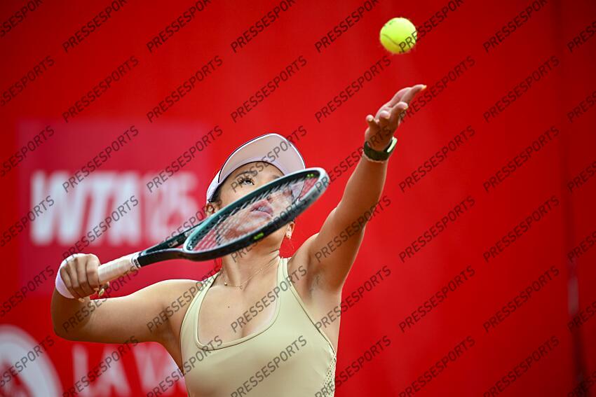 Sijia Wei (chn) TROPHEE CLARINS 