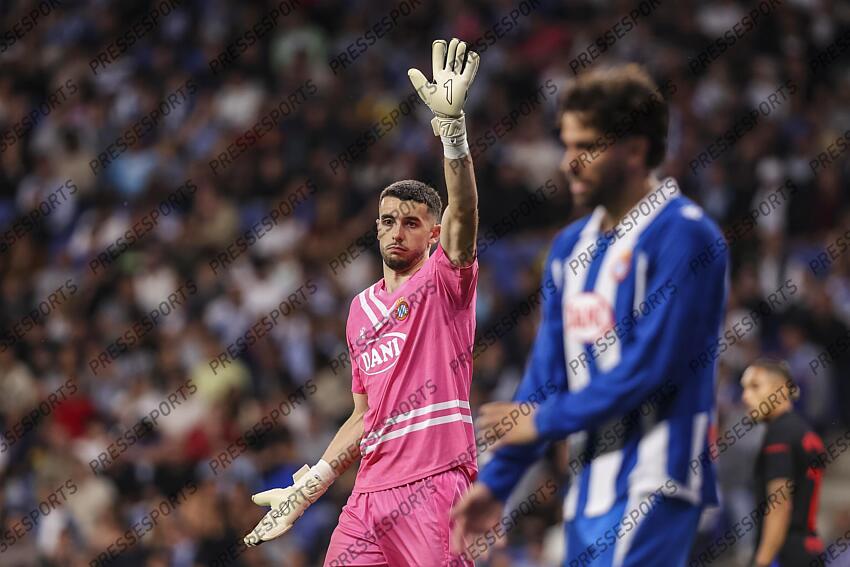 Joan Garcia of RCD Espanyol gestures during the Spanish league, La Liga EA Sports, football match played between RCD Espanyol and FC Barcelona at RCDE Stadium on May 15, 2025 in Cornella, Barcelona, Spain. ESPANYOL BARCELONE-FC BARCELONE (0-2) 