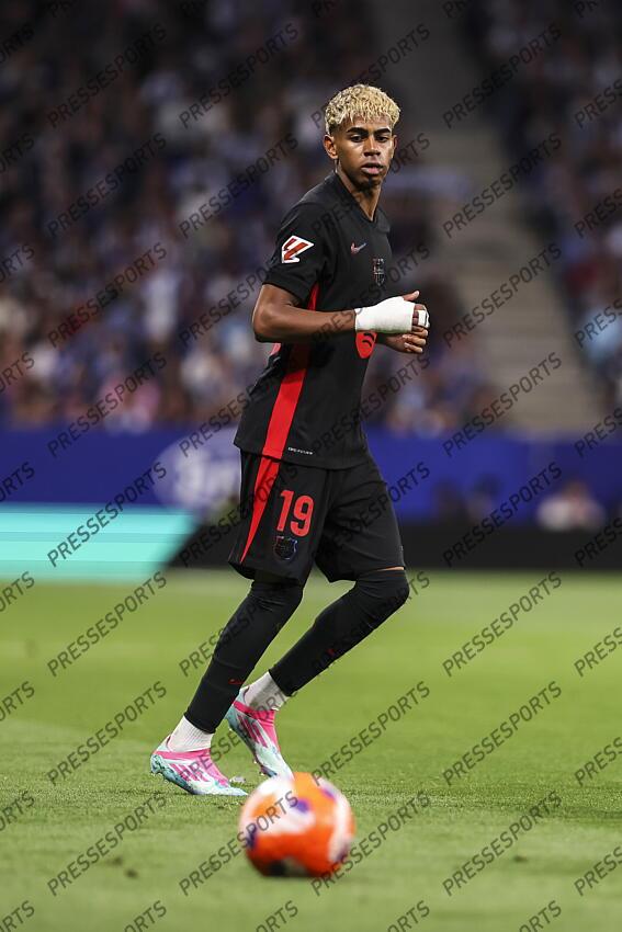 Lamine Yamal of FC Barcelona in action during the Spanish league, La Liga EA Sports, football match played between RCD Espanyol and FC Barcelona at RCDE Stadium on May 15, 2025 in Cornella, Barcelona, Spain. ESPANYOL BARCELONE-FC BARCELONE (0-2) 