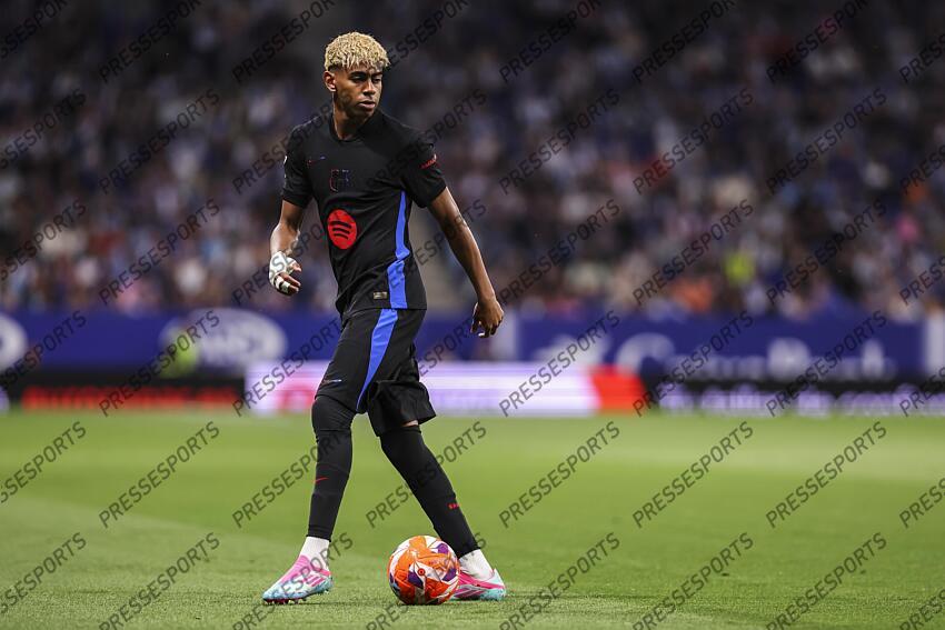 Lamine Yamal of FC Barcelona in action during the Spanish league, La Liga EA Sports, football match played between RCD Espanyol and FC Barcelona at RCDE Stadium on May 15, 2025 in Cornella, Barcelona, Spain. ESPANYOL BARCELONE-FC BARCELONE (0-2) 