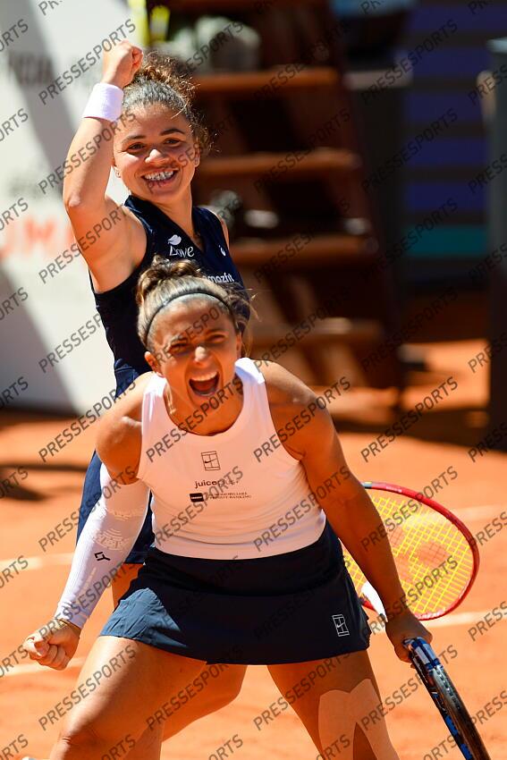 Foto IPP/Cavaliere Emiliano. Roma 16/05/2025. Tennis Internazionali d'Italia 2025. Nella foto: esultano Sara Errani e Jasmine Paolini. Italy Photo Press - World Copyright TOURNOI DE ROME 