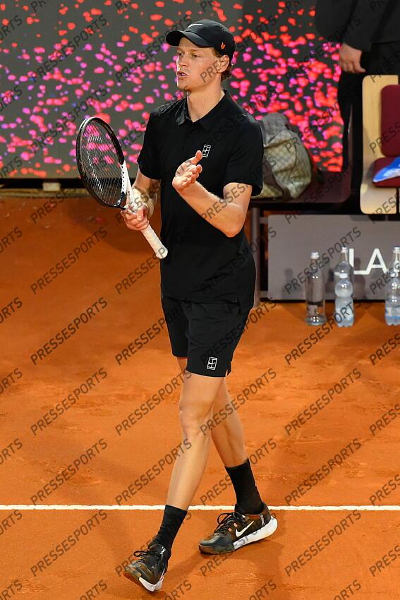 Foto IPP/Cavaliere Emiliano. Roma 15/05/2025. Tennis Internazionali d'Italia 2025. Nella foto: esulta Jannik Sinner. Italy Photo Press - World Copyright TOURNOI DE ROME 