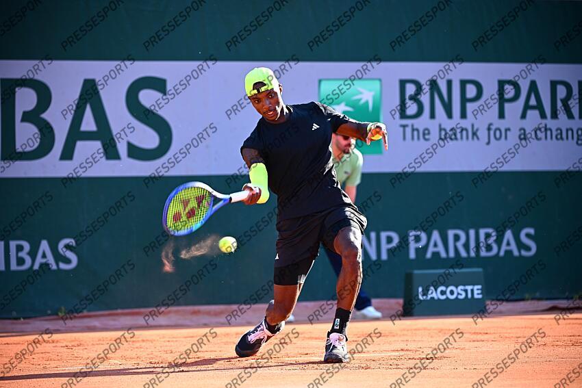 erhard (mathys) - (fra) - MCCABE/ERHARD 