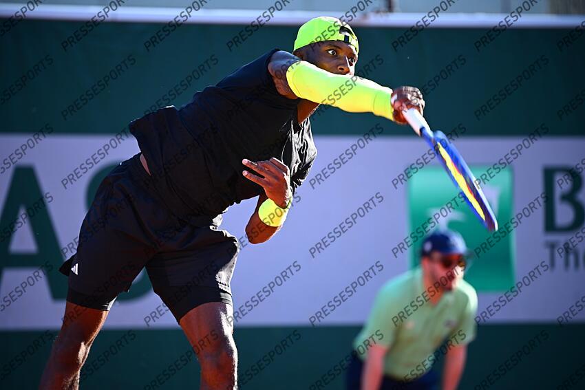 erhard (mathys) - (fra) - MCCABE/ERHARD 