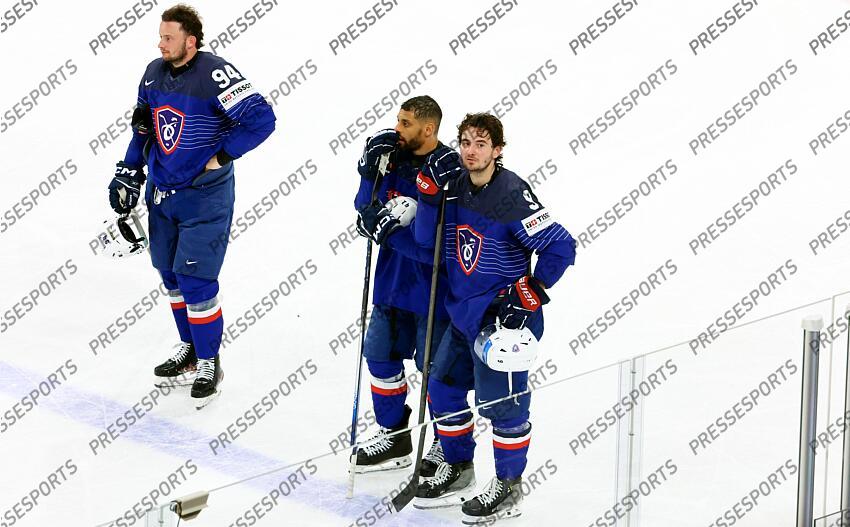 Deception France defaite relegation Pierre-Edouard Bellemare #41 Alexandre Texier #9 FRANCE-SLOVENIE (1-3) 