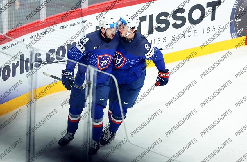 Joie But Tim Bozon #94 Alexandre Texier #9 FRANCE-SLOVENIE (1-3) 