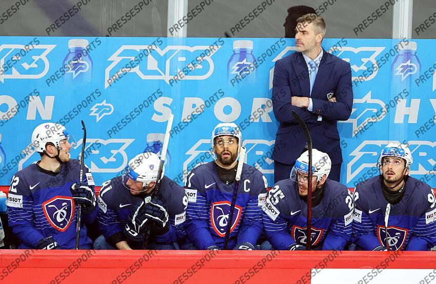 Deception defaite relegation Pierre-Edouard Bellemare #41 Yorick Treille FRANCE-SLOVENIE (1-3) 