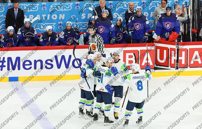 Joie But Nick Simsic #12 deception France FRANCE-SLOVENIE (1-3) 