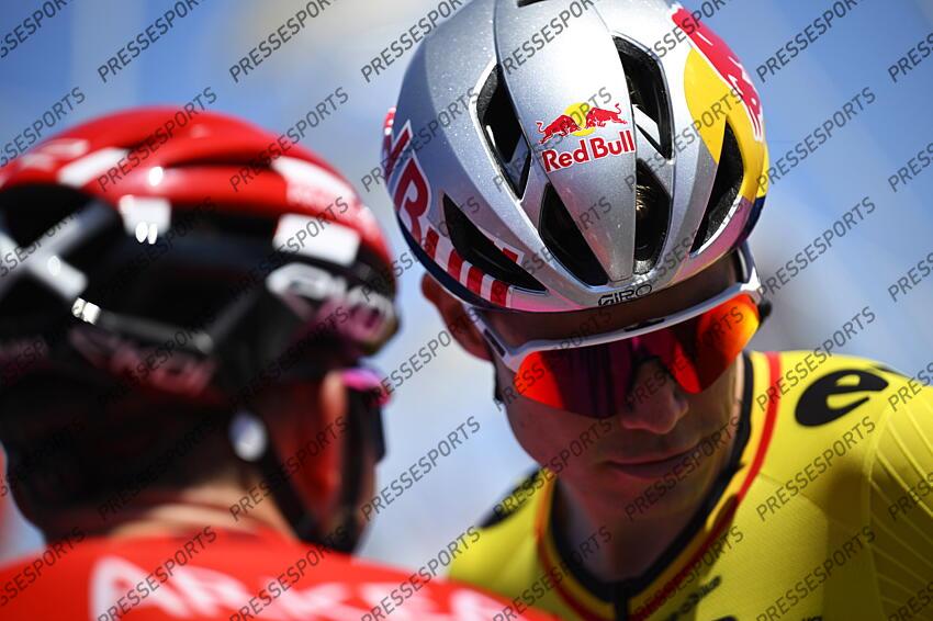 Giro d’Italia 2025 - 108th Edition - 11th stage Viareggio - Castelnovo ne' Monti 186 km - 21/05/2025 - Wout Van Aert (BEL – Team Visma - Lease a Bike) - photo Ivan Benedetto/SprintCyclingAgency©2025 VIAREGGIO/CASTELNOVO NE' MONTI 
