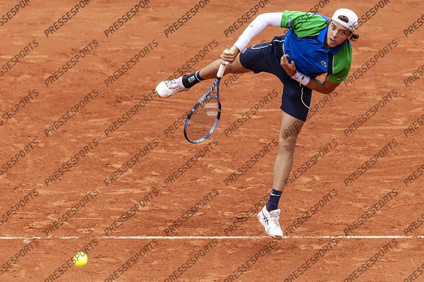 20.05.2025; Genf; Tennis ATP 250 - Geneva Open 2025; Arthur Cazaux (FRA) (Pascal Muller/freshfocus) GENEVA OPEN tournoi de geneve 