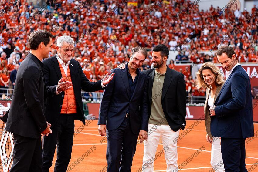 Rafael Nadal (ESP) hommage Céremonie d'hommage à Rafael Nadal Federer (Roger) Mauresmo (Amélie) Nadal (Rafael) Moretton (Gilles) Djokovic (Novak) Murray (Andy) HOMMAGE NADAL 