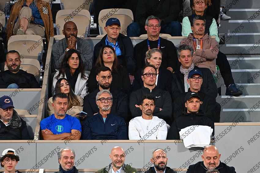elefante (alessia), donnarumma (gianluigi), vittur (alex), cahill (darren) Badio (Ulises), panichi (marco), vagnozzi (simone), meliss (alex) 