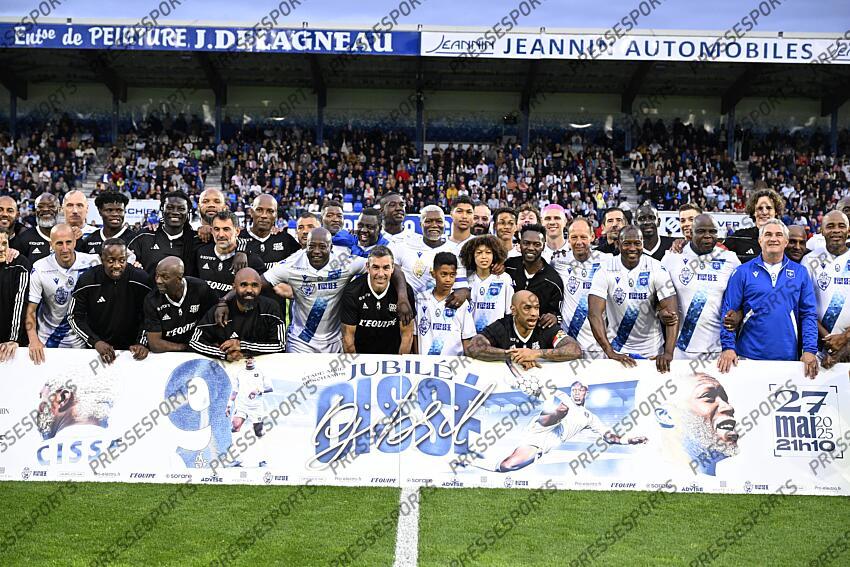 FOOT JUBILE DJIBRIL CISSE 2025 AUXERRE LEGENDES-CISSE ALL STARS (8-4)