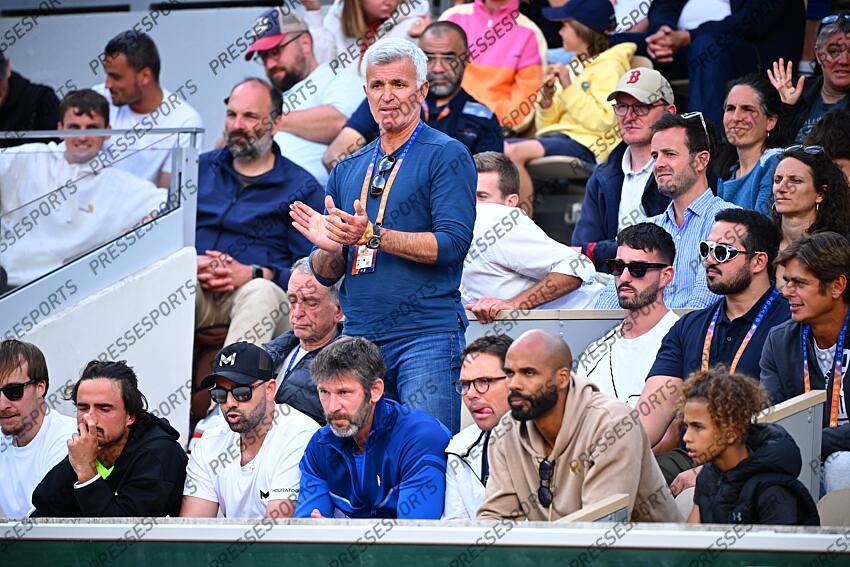 Tsitsipas (Apostolos) GIGANTE/TSITSIPAS Tsitsipas (Petros) - - lefebvre (frederic) chatzinikolaou (dimitris) abakar (kerei) 
