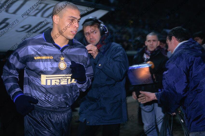 FOOT COUPE UEFA 1997 STRASBOURG-INTER MILAN