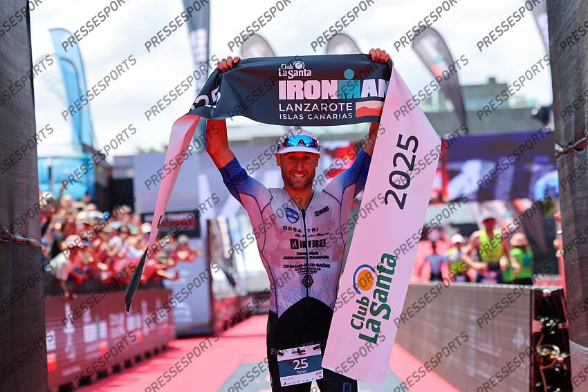 victoire du français Dylan Magnien sur l'Iron Man de Lanzarote en 8h27 IRONMAN LANZAROTE 