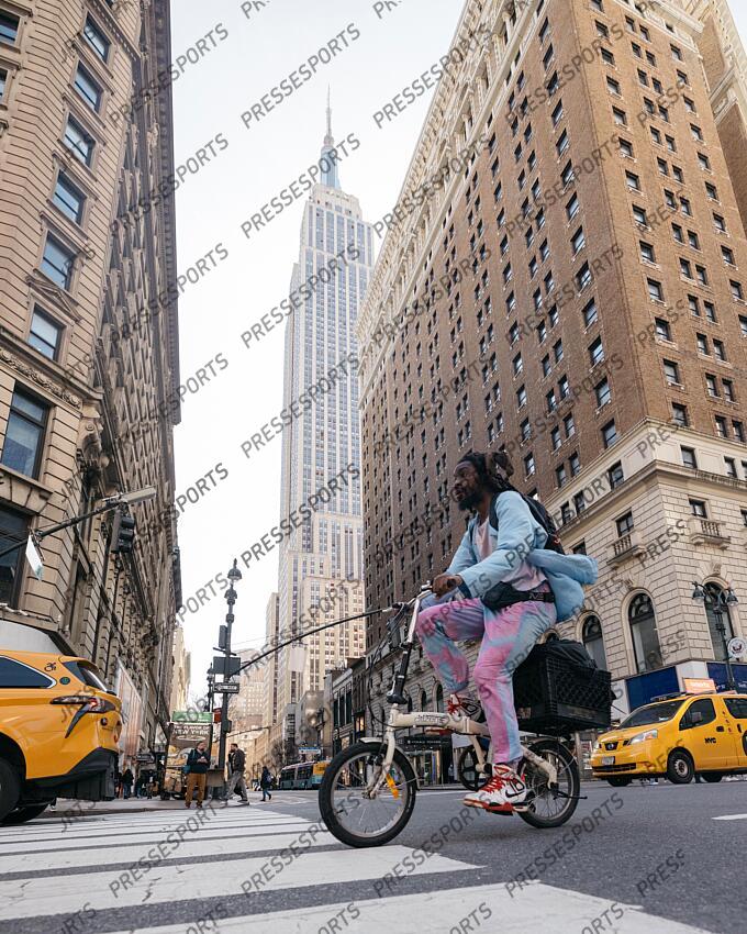 CYCLISME 2025 MAGAZINE VELO A NEW YORK