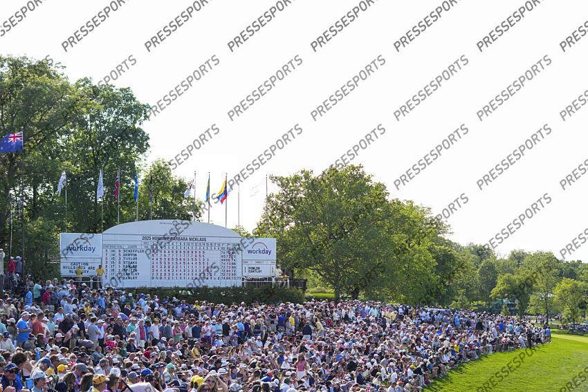 Jun 1, 2025; Dublin, Ohio, USA; Fans gather around the 18th hole during the final round of the Memorial Tournament presented by Workday golf tournament. Mandatory Credit: Aaron Doster-Imagn Images PGA: the Memorial Tournament presented by Workday - Final Round 