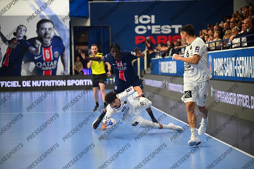 burdet (mathis) peleka (wallem) PSG HANDBALL-CHAMBERY (30-23) anquetil (arthur) 