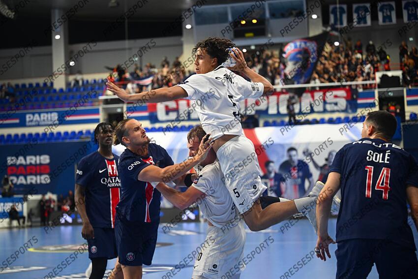 tonnesen (kent robin) frattaruolo (sasha) calude (dimitri) PSG HANDBALL-CHAMBERY (30-23) 