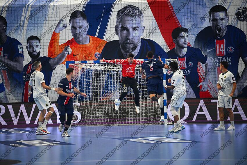 kieffer (valentin) omar (yahia) PSG HANDBALL-CHAMBERY (30-23) 