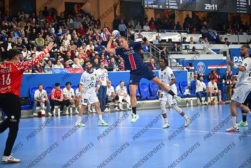 tonnesen (kent robin) PSG HANDBALL-CHAMBERY (30-23) kieffer (valentin) 16 