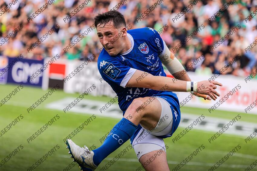 DAVIES (Sam) degage son camp a bout de souffle Pro D2 Finale 2025 MONTAUBAN - GRENOBLE Stade Ernest Wallon GRENOBLE-MONTAUBAN (19-24) 