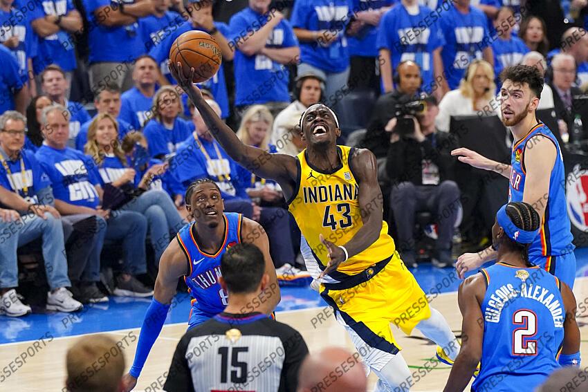 Jun 8, 2025; Oklahoma City, Oklahoma, USA; Indiana Pacers forward Pascal Siakam (43) drives to the basket past Oklahoma City Thunder guard Shai Gilgeous-Alexander (2) during the second quarter of game two of the 2025 NBA Finals at Paycom Center. Mandatory Credit: Kyle Terada-Imagn Images Game 2 Indiana Pacers at Oklahoma City Thunder 