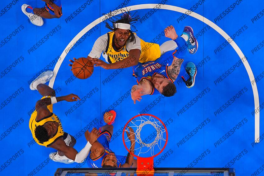 Jun 8, 2025; Oklahoma City, Oklahoma, USA; Indiana Pacers center Myles Turner (33) shoots the ball against Oklahoma City Thunder center Isaiah Hartenstein (55) during the first half during game two of the 2025 NBA Finals at Paycom Center. Mandatory Credit: Kyle Terada-Imagn Images Game 2 Indiana Pacers at Oklahoma City Thunder 