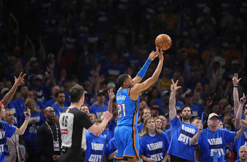 Jun 8, 2025; Oklahoma City, Oklahoma, USA; Oklahoma City Thunder guard Aaron Wiggins (21) shoots the ball against the Indiana Pacers during the first half during game two of the 2025 NBA Finals at Paycom Center. Mandatory Credit: Kyle Terada-Imagn Images Game 2 Indiana Pacers at Oklahoma City Thunder 