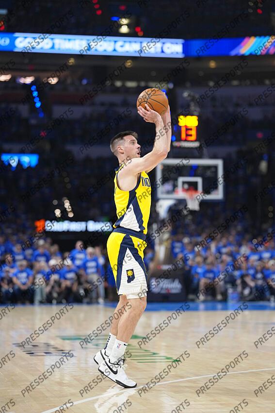Jun 8, 2025; Oklahoma City, Oklahoma, USA; Indiana Pacers guard T.J. McConnell (9) shoots the ball against the Oklahoma City Thunder during the first half during game two of the 2025 NBA Finals at Paycom Center. Mandatory Credit: Kyle Terada-Imagn Images Game 2 Indiana Pacers at Oklahoma City Thunder 