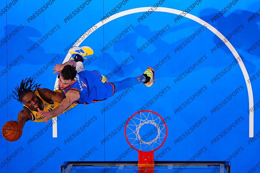 Jun 8, 2025; Oklahoma City, Oklahoma, USA; Indiana Pacers forward Aaron Nesmith (23) shoots the ball against Oklahoma City Thunder forward Chet Holmgren (7) during the first half during game two of the 2025 NBA Finals at Paycom Center. Mandatory Credit: Kyle Terada-Imagn Images Game 2 Indiana Pacers at Oklahoma City Thunder 