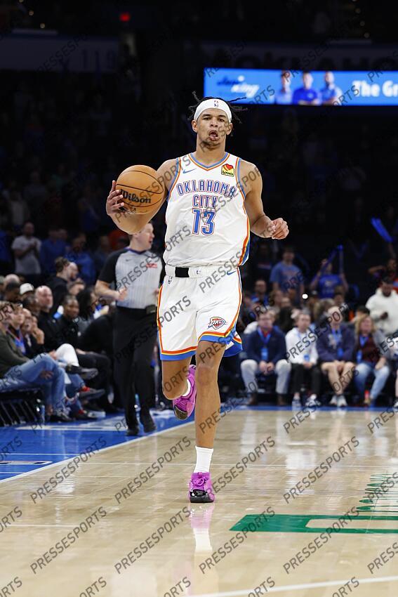 BASKET NBA 2025 NBA: Preseason-Atlanta Hawks at Oklahoma City Thunder
