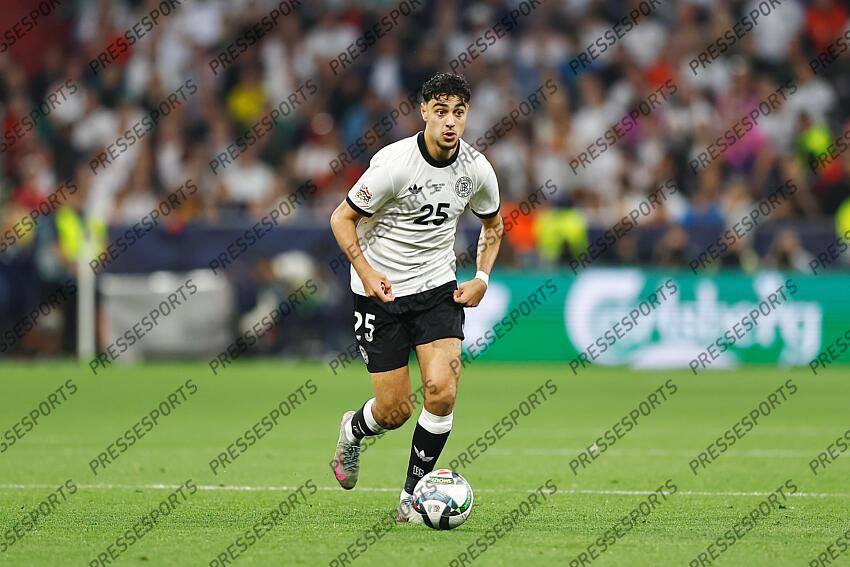Aleksandar Pavlovic (GER), JUNE 4, 2025 - Football / Soccer : UEFA "Nations League" Semi-finals match between Germany 1-2 Portugal at the Munich Football Arena in Munich, Germany. (Photo by Mutsu Kawamori/AFLO) ALLEMAGNE-PORTUGAL (1-2) 