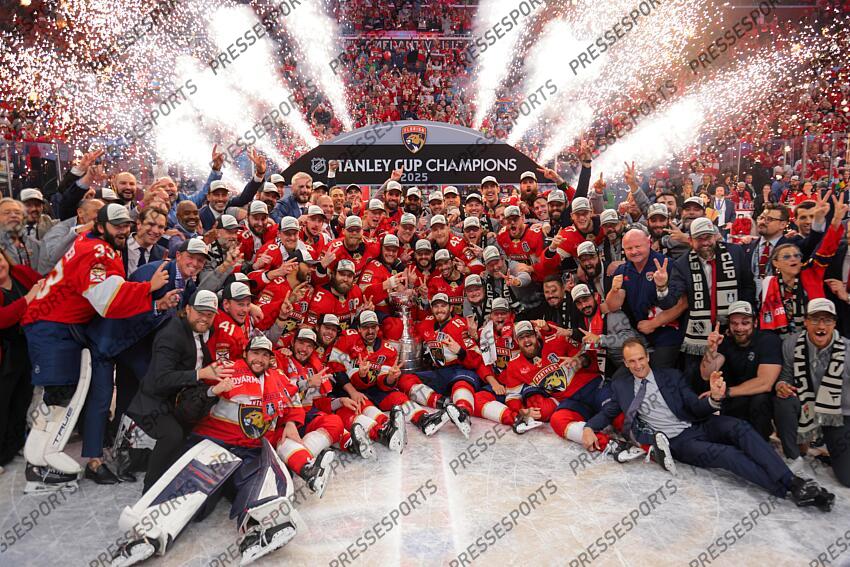 HOCKEY SUR GLACE NHL STANLEY CUP 2025 Edmonton Oilers at Florida Panthers