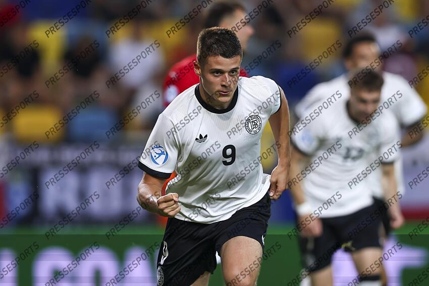 Nicolo Tresoldi (Germany U21) celebrates after scoring his teams first goal during the UEFA Under 21 Slovakia 2025 match between Czech Republic U21 2-4 Germany U21 at DAC Arena Stadium on June 15, 2025 in Dunajska Streda, Slovakia. U21 REPUBLIQUE TCHEQUE-U21 ALLEMAGNE (2-4) 