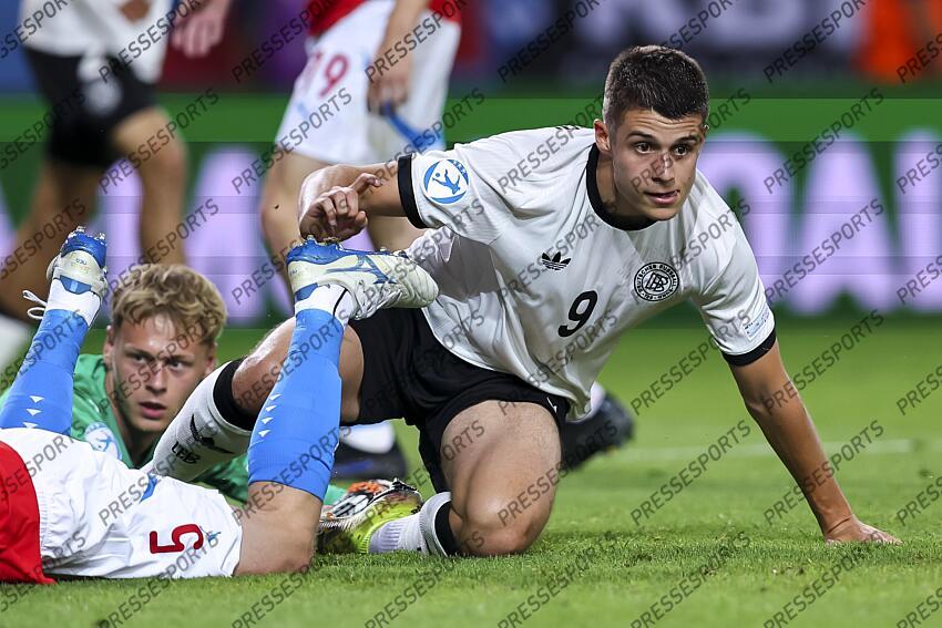 Nicolo Tresoldi (Germany U21)Lukas Hornicek (Czech Republic U21) he scored the first goal for his team during the UEFA Under 21 Slovakia 2025 match between Czech Republic U21 2-4 Germany U21 at DAC Arena Stadium on June 15, 2025 in Dunajska Streda, Slovakia. U21 REPUBLIQUE TCHEQUE-U21 ALLEMAGNE (2-4) 