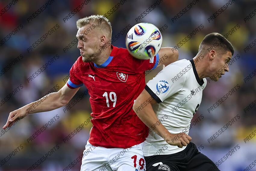 Karel Spacil (Czech Republic U21) Nicolo Tresoldi (Germany U21) during the UEFA Under 21 Slovakia 2025 match between Czech Republic U21 2-4 Germany U21 at DAC Arena Stadium on June 15, 2025 in Dunajska Streda, Slovakia. U21 REPUBLIQUE TCHEQUE-U21 ALLEMAGNE (2-4) 