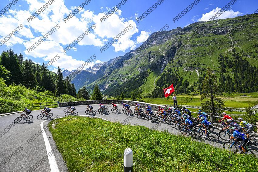 SANTA MARIA IN CALANCA, SWITZERLAND - JUNE 19 : Illustration picture of the peloton during stage 5 of the 88th edition of Tour de Suisse an UCI World Tour 2.UWT cycling road race stage for Men Elite of 183.6 km with start in La Punt and finish in Santa Maria in Calanca on June 19, 2025 in Santa Maria in Calanca, Switzerland, 19/06/2025 ( Motordriver Kenny Verfaillie - Photo by Vincent Kalut / Photonews LA PUNT/SANTA MARIA IN CALANCA 