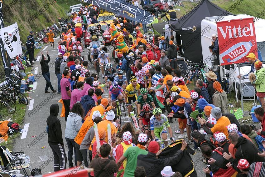 Cyclisme: Tour de France 2011- Etape 12-Cugnaux-Luz-Ardiden basso (ivan)- evans (cadel) -rolland (pierre)- voeckler (thomas)- cunego (damiano)- contador (alberto)- schleck (andy) 